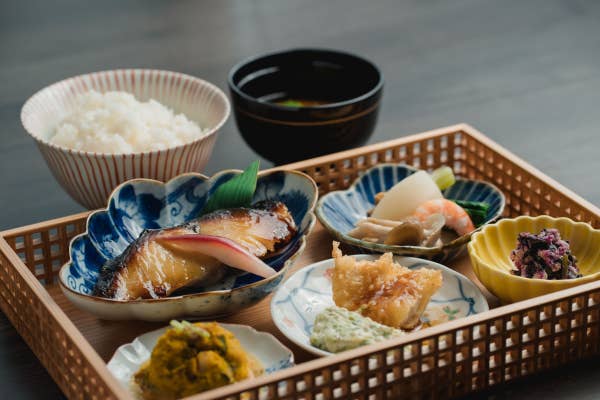 一汁三菜イメージ