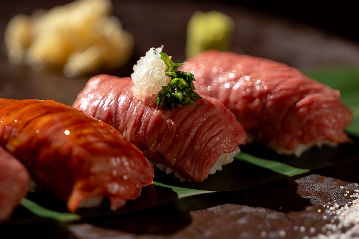 石垣牛イチボの極み肉寿司