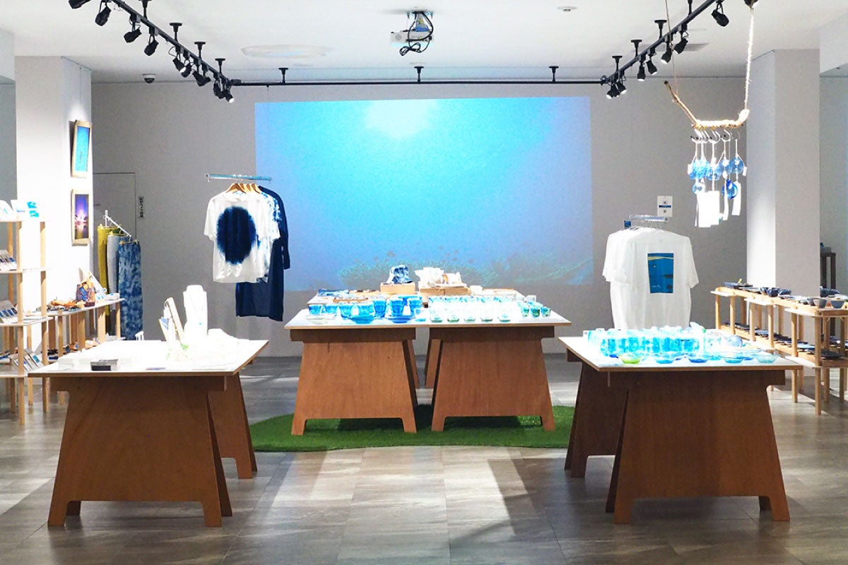 2025年島の色Blue,Blue,Blue.展示風景